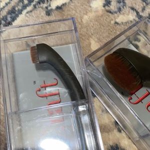 Brushes💕HOST PICK💕